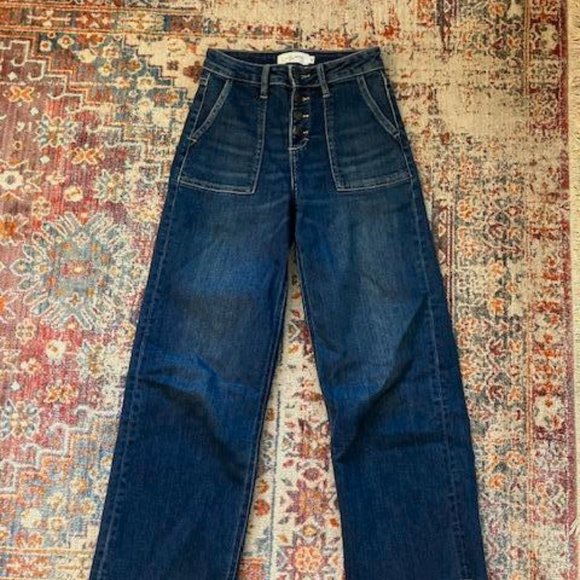 Carly Jean Los Angeles—Hendrix Jean - Picture 3 of 4